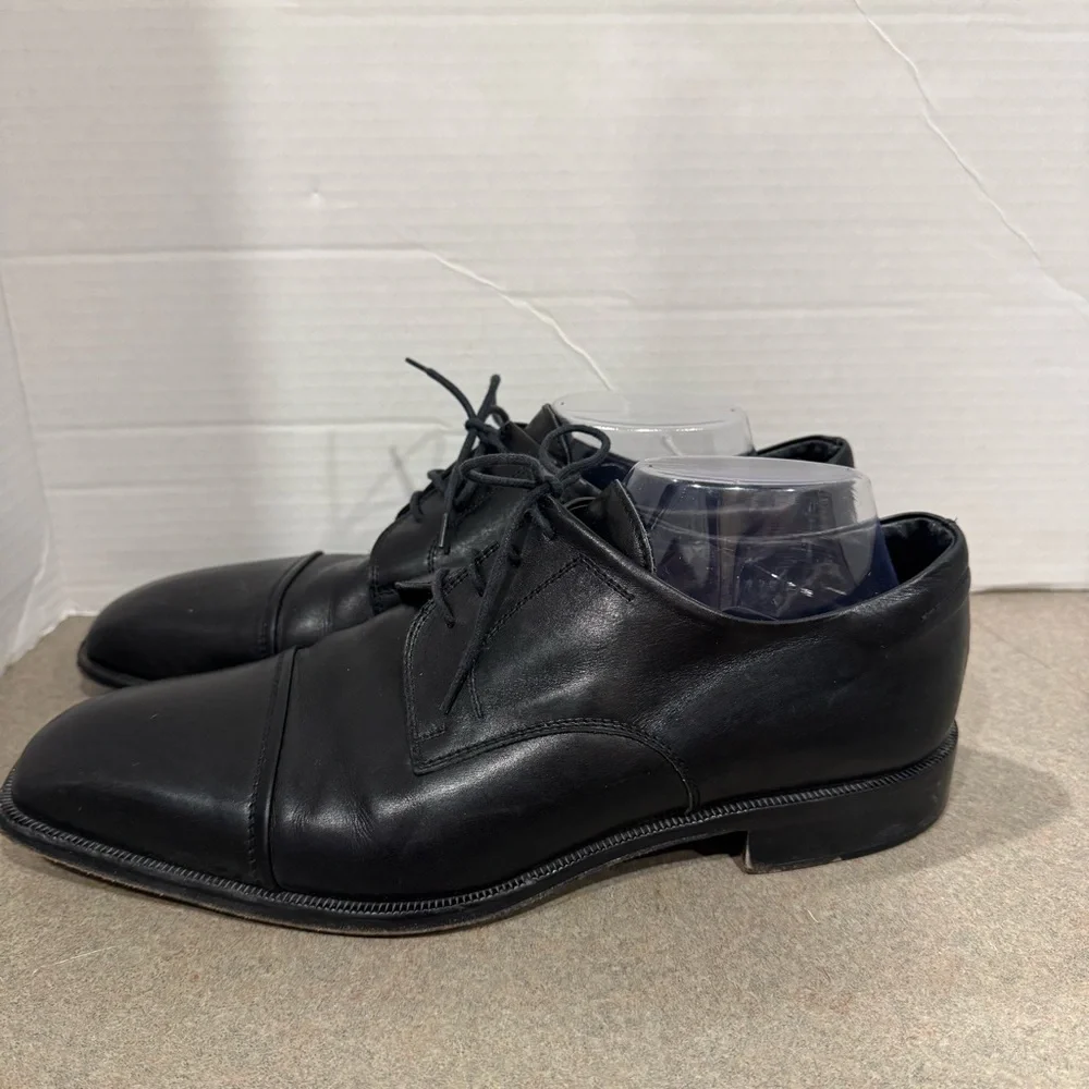 Luca Bossi features leather